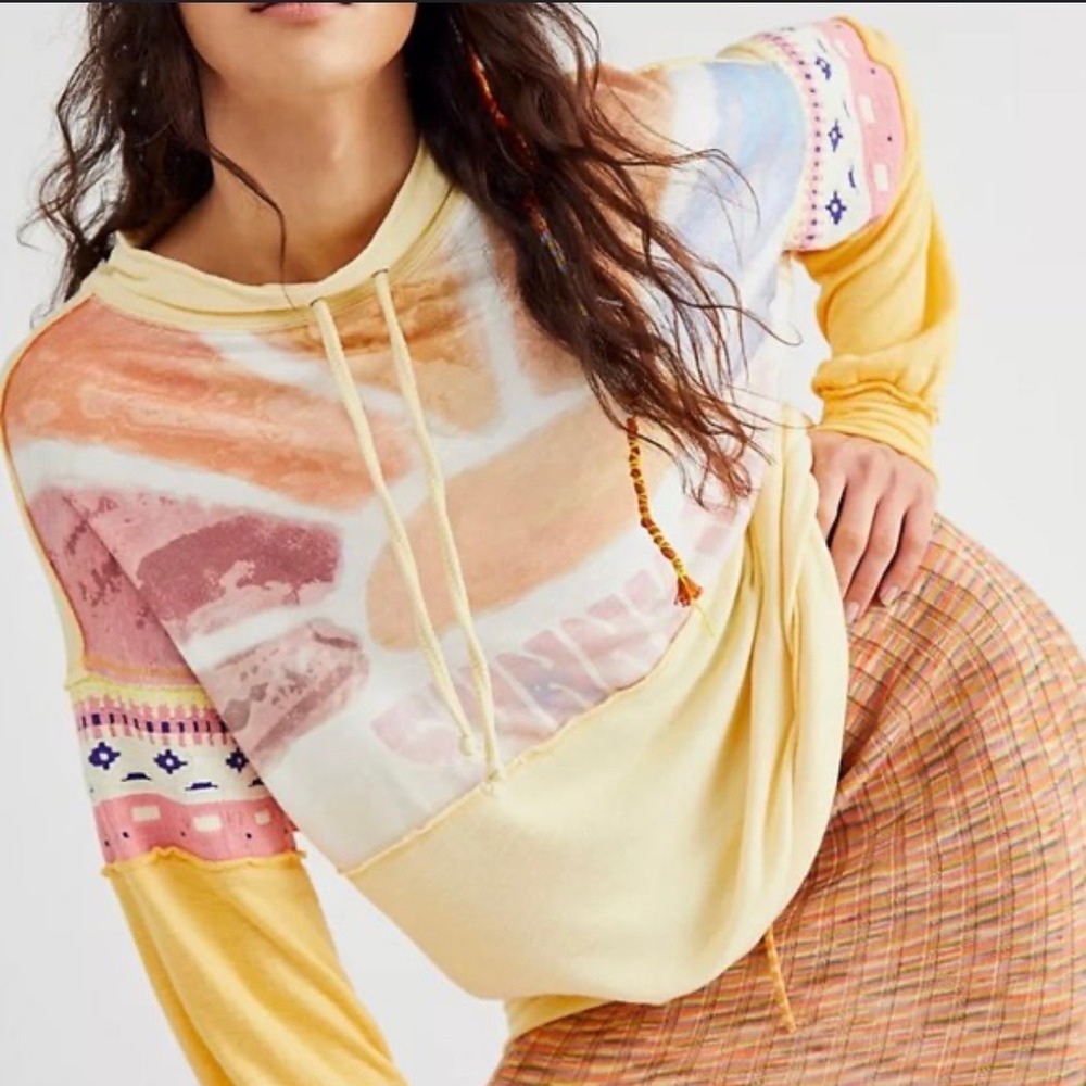 We The Free Retro Sun Tee Womens‎ XS Yellow Oversized Crochet Rare Boho Beach